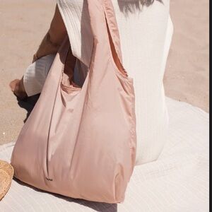 CALPAK Compakt Tote Bag